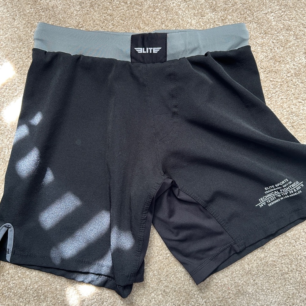 Men's Black jiu jitsu no gi training shorts, small